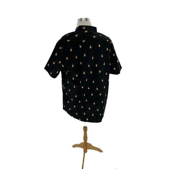 Molokai Surf Co. Shirt Mens XL Short Sleeve Flaming Skull Print Pocket Top NEW - Picture 6 of 11